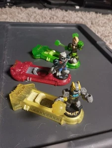 Akedo Bloodpaw & Powerstorm Versus Pack - Picture 1 of 4