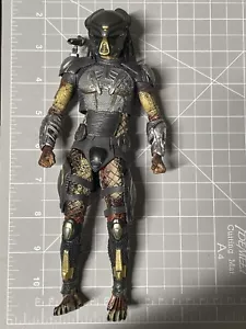 Figura de acción NECA Reel Toys The Ultimate Emissary Predator II 7" - Imagen 1 de 1