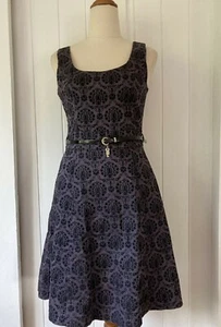 Review size 8 black grey Fleur de Lis embossed velvet fit & flare dress scoop ne - Picture 1 of 12