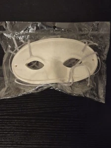 New Unpainted White Masquerade Masks DIY 12 Pack - Picture 1 of 2