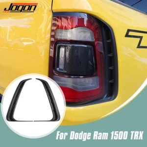 Bisel de cubierta envolvente de luz trasera de carbono mate para Dodge Ram 1500 TRX 2021-24 - Imagen 1 de 15