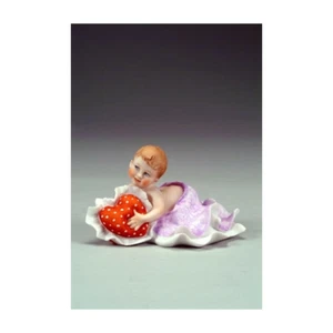 NEW GIUSEPPE ARMANI LOVE HUG BABY FIGURINE #7560/C BRAND NIB SAVE$ RETIRED F/SH - Picture 1 of 1