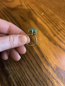 VINTAGE BEAUTIFUL 10 CARAT YELLOW GOLD WITH TURQUOISE ROCK AND FREE SHIPPING - Picture 1 of 10