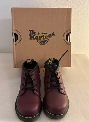 Nuevo Dr Martens AirWair Brooklee B Rojo Cereza Niños Suave T AW004 EE. UU. Talla 5 Foto 1 de 4