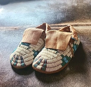 Handmade Native American Indian Decorative Beaded Shoes Regalia 10" Long - Picture 1 of 9