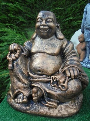 Smiling Buddha concrete garden ornament - Image 1 of 4