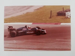 Foto Originale Formula 1 GP Imola 1984 Martin Brundle su TYRRELL 012 in Gara - Picture 1 of 1