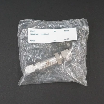 Válvula de retención Swagelok SS-8C-1/3 de acero inoxidable Poppet, tubo de 1/2" OD, 1/3 PSI Foto 1 de 4