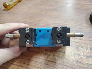 Festo Solenoid Valve MFH-5/3E-D-1-C **MAYBE OPEN BOX?** (TA15MS) - Picture 1 of 6