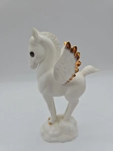 George Good White Pegasus With Gold by Freeman for GG Fine Bone China Figurine - Picture 1 of 7