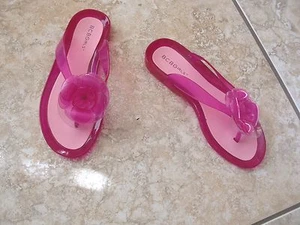 NWOT"BCBGirls"Pink Bow DHR Basic Low Flip Flop Sandals Thong size 6M SUPER Cute! - Picture 1 of 6