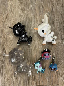 Tokidoki Unicorno Lot plus keychains - Picture 1 of 6