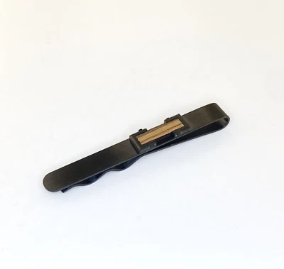 Barra de amarre de acero inoxidable y madera de cebra negra para hombre Foto 1 de 2