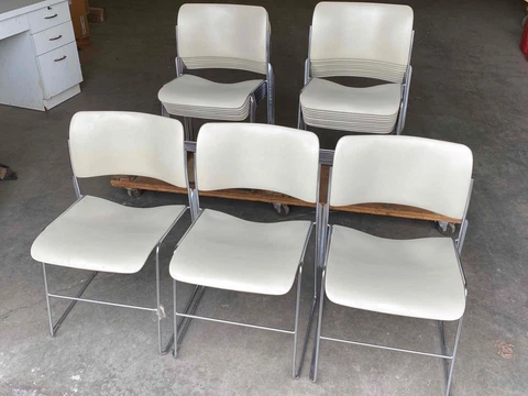 Mid-Century Modern / modern era 40/4 Chairs designed by David Rowland - Stacking Cover