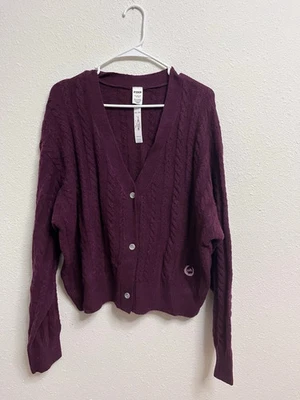 NUEVO CON ETIQUETAS ROSA Victoria's Secret XXL Cárdigan Tejido con Cable Suéter Cuello en V Colegial Foto 1 de 4