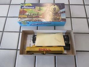 athearn SHELL 3 dome tank car HO scale - Picture 1 of 5