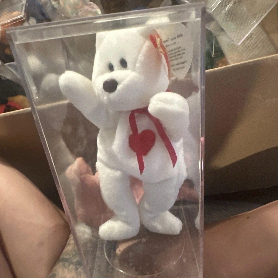 Ty Beanie Baby Valentino Bear MINT Retired Brown Nose Rare - Image 1 of 4