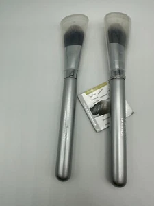 AIRBRUSH FLAWLESS FOUNDATION BRUSH #104 NEW in tube - Picture 1 of 4