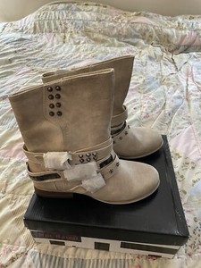 Not Rated White Boots for Women for 
