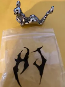 Hartschmuck Sukkubus Ganzkörperanhänger Edelstahl - Bild 1 von 3