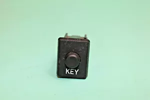 Toyota Prius 2 NHW20 Switch for Key Keyless 15A257 - Picture 1 of 4