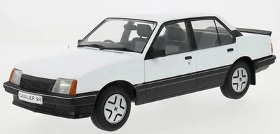 MCG 1:18 Diecast 1981 Vauxhall Cavalier SR - Blanco RHD - Solo 300 Hecho Foto 1 de 4