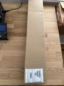 NEW HERMAN MILLER DYNAMIC MONITOR ARM CBS FLO SILVER Y92090.01 w/out DESK CLAMP - Afbeelding 1 van 2