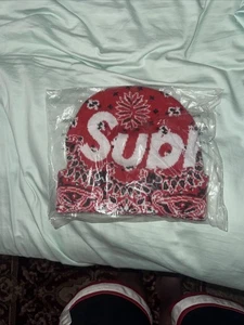 Supreme Bandana Big Logo Beanie 'Red' FW24/ Neu/ One Size/ Original - Bild 1 von 3