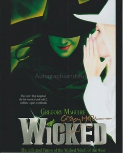 Gregory Maguire HAND SIGNED 8x10 Photo Autograph, Wicked The Musical Author - Picture 1 of 2
