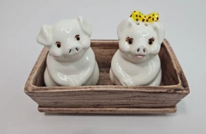 DE COLECCIÓN CERÁMICA NIÑA Y NIÑO CERDOS ROSAS SALEROS Y PIMENTEROS TAPONES DE GOMA - Imagen 1 de 14