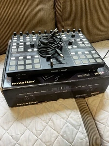 Controlador DJ profesional Novation Twitch Serato Itch & DJ Pro Traktor - Imagen 1 de 4