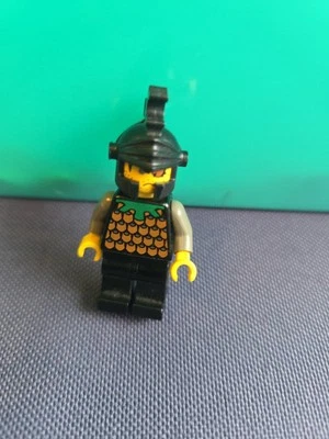 1x Lego Minifigur Räuber Knights Kingdom Gilbert Drachen Helm 973px119 cas041 - Image 1 of 4
