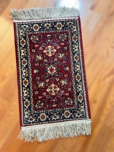 1960s Vintage Traditional Sarouk Accent/Prayer Rug/Belgium Made/Area Rug25”X 15” - Picture 1 of 12