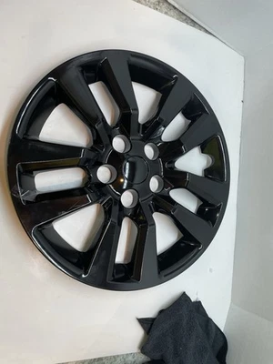 Tapacubos a presión de 16 pulgadas cubierta de llantas negra para Nissan Altima 2013-2018 sedán Foto 1 de 4