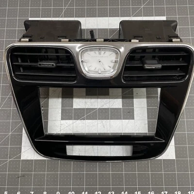 Chrysler 200 2011 2014 tablero central radio bisel cubierta ventilaciones reloj 13342715 fabricante de equipos originales Foto 1 de 4
