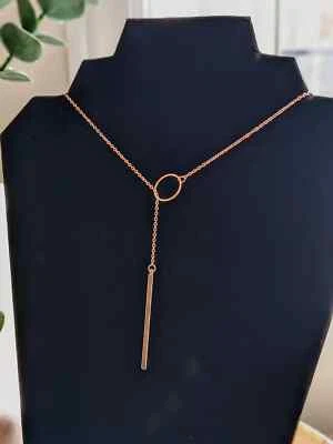 Elegante collar de playa con cadena de barra circular y palo para mujer en oro rosa sólido de 14K Foto 1 de 4