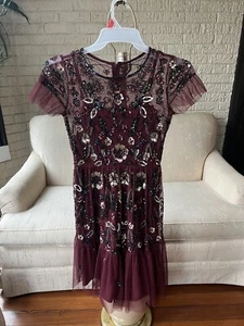 Gianni Bini Dress Size 2 Red Maroon Beaded Floral Midi Lined Sheer Short Sleeve - Picture 1 of 9