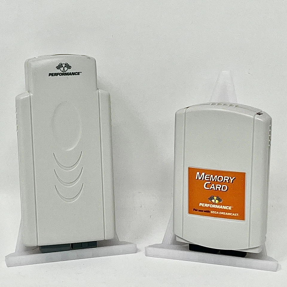 Performance Bundle - 1 Mb Memory Card and TremorPak for the Sega Dreamcast - Image 1 of 4