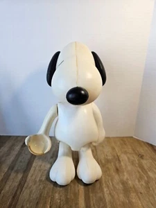 1966 HASBRO TOY COMPANY SNOOPY DOG HARD PLASTIC TOY BALL BOWLING GAME - Picture 1 of 4