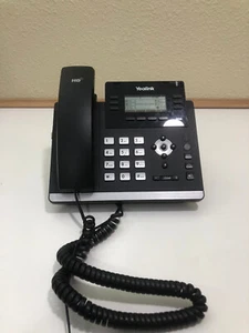 Yealink SIP-T42G Gigabit IP Phone Powers On Has Dial Tone - Picture 1 of 7