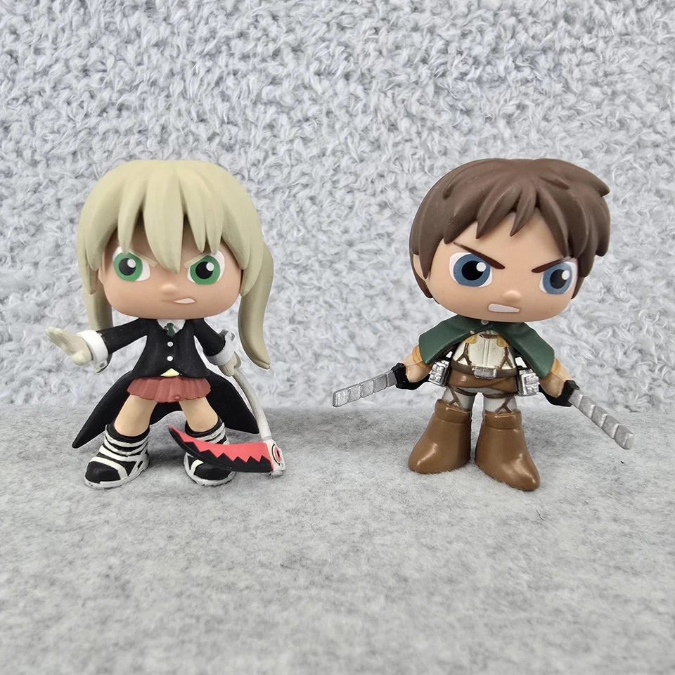 Funko Mystery Minis Lote de Vinilos Maka Albarn Soul Eater Eren Yeager Attack on Titan Foto 1 de 4