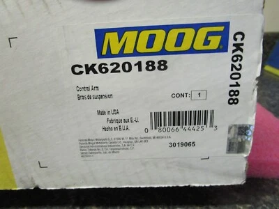 Conjunto de brazo de control superior delantero y rótula Moog para Jeep Cherokee 2005-2007 Foto 1 de 4