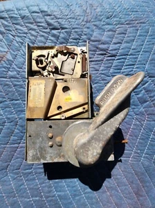Vendorlator VMC 27 33 72 Coin Mech Mechanism Vending Machine - Picture 1 of 2