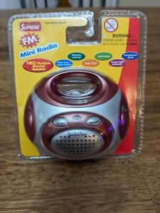 New Sealed Supreme Toys FM Mini Red Auto Scan Radio