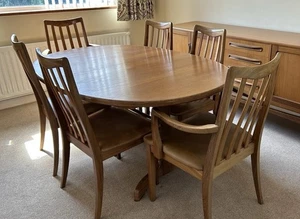 G Plan Table & Chairs, Teak, Extending, 6-8 places - Picture 1 of 11