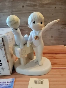 PRECIOUS MOMENTS "FAITH IS THE VICTORY" 1997 Frequent Buyer Program #283592 - Picture 1 of 10