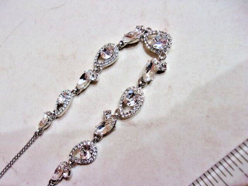 Givenchy Collana di Perline con Strass Cristallo Trasparente Nuova