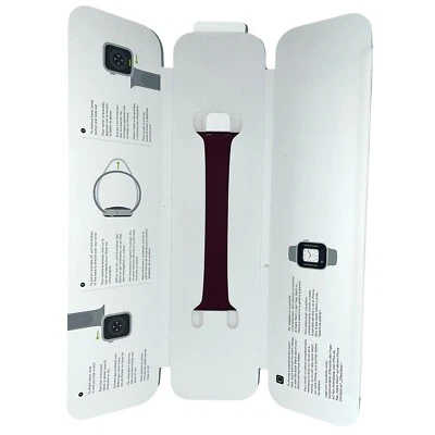 Apple Watch 42mm 44mm 45mm 49mm 2 3 4 5 6 7 8 9 SE Solo Loop Band Size 4 - Plum - Image 1 of 3