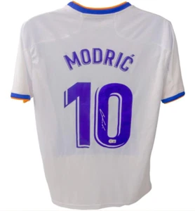 Luka Modric Signed Real Madrid Jersey (Beckett) - Picture 1 of 3