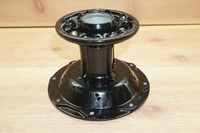 1985 1986 1987 Kawasaki KX250 KX 250 OEM Front Wheel Hub KX125 KX500 41034-1115 - Image 1 of 4